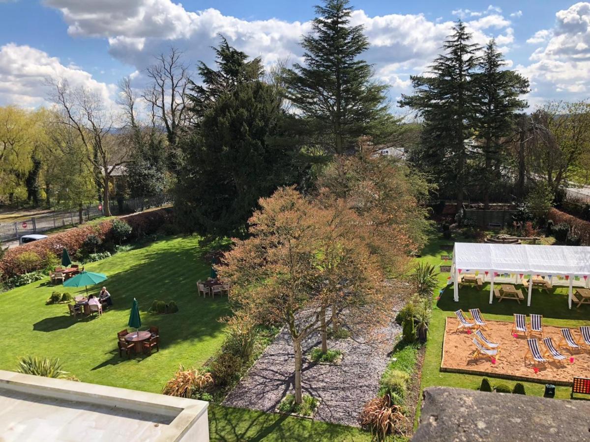 Best Western Plus Pinewood Manchester Airport-Wilmslow Hotel Экстерьер фото