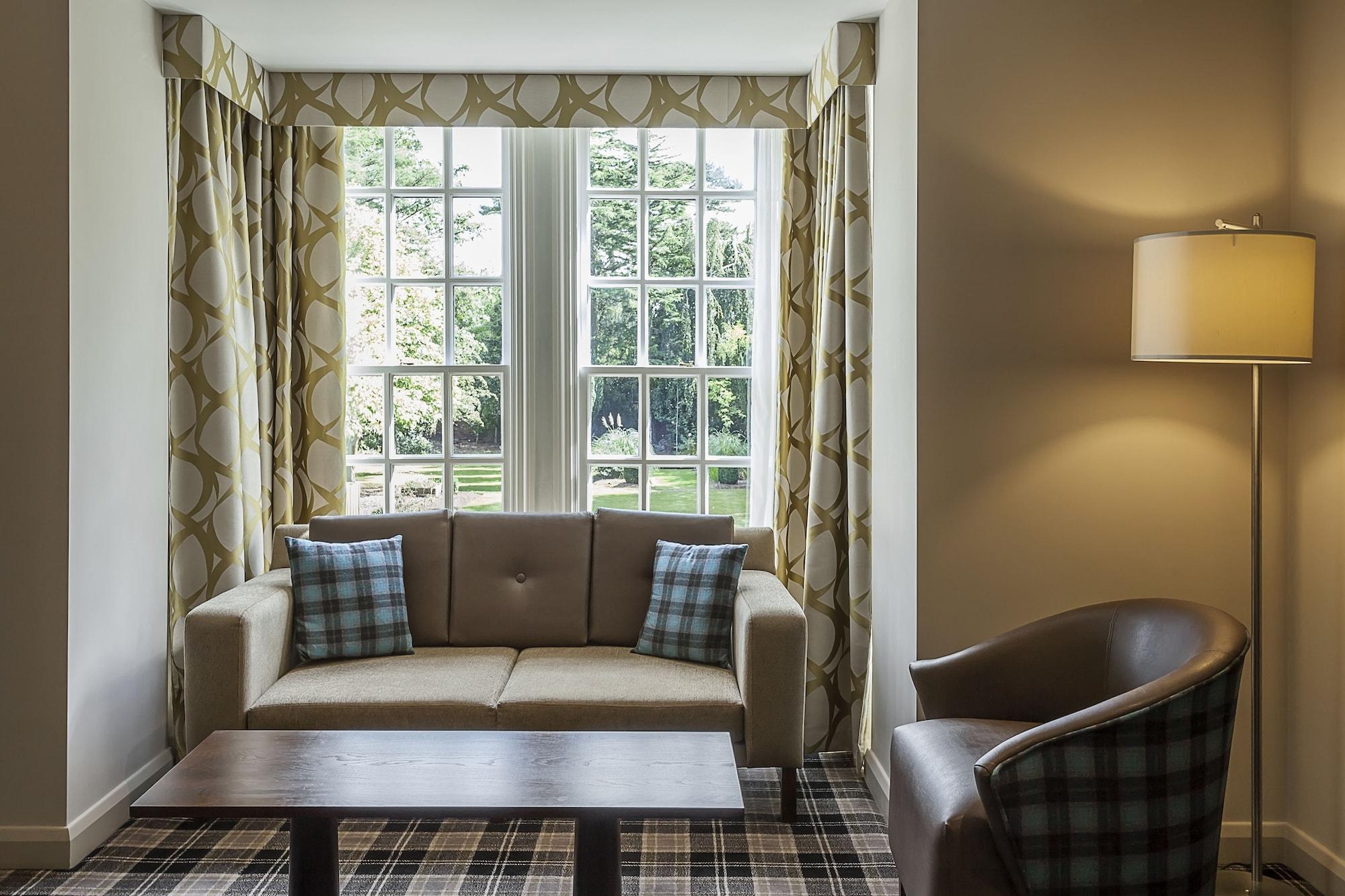 Best Western Plus Pinewood Manchester Airport-Wilmslow Hotel Экстерьер фото