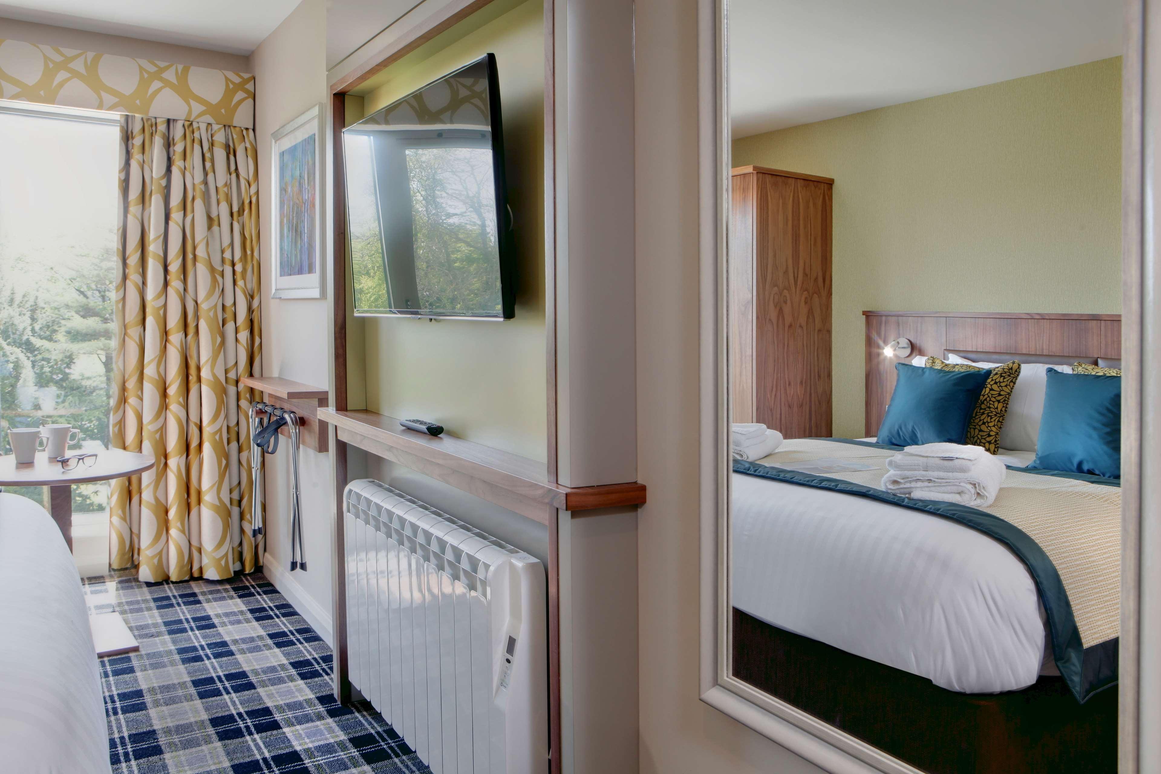 Best Western Plus Pinewood Manchester Airport-Wilmslow Hotel Экстерьер фото