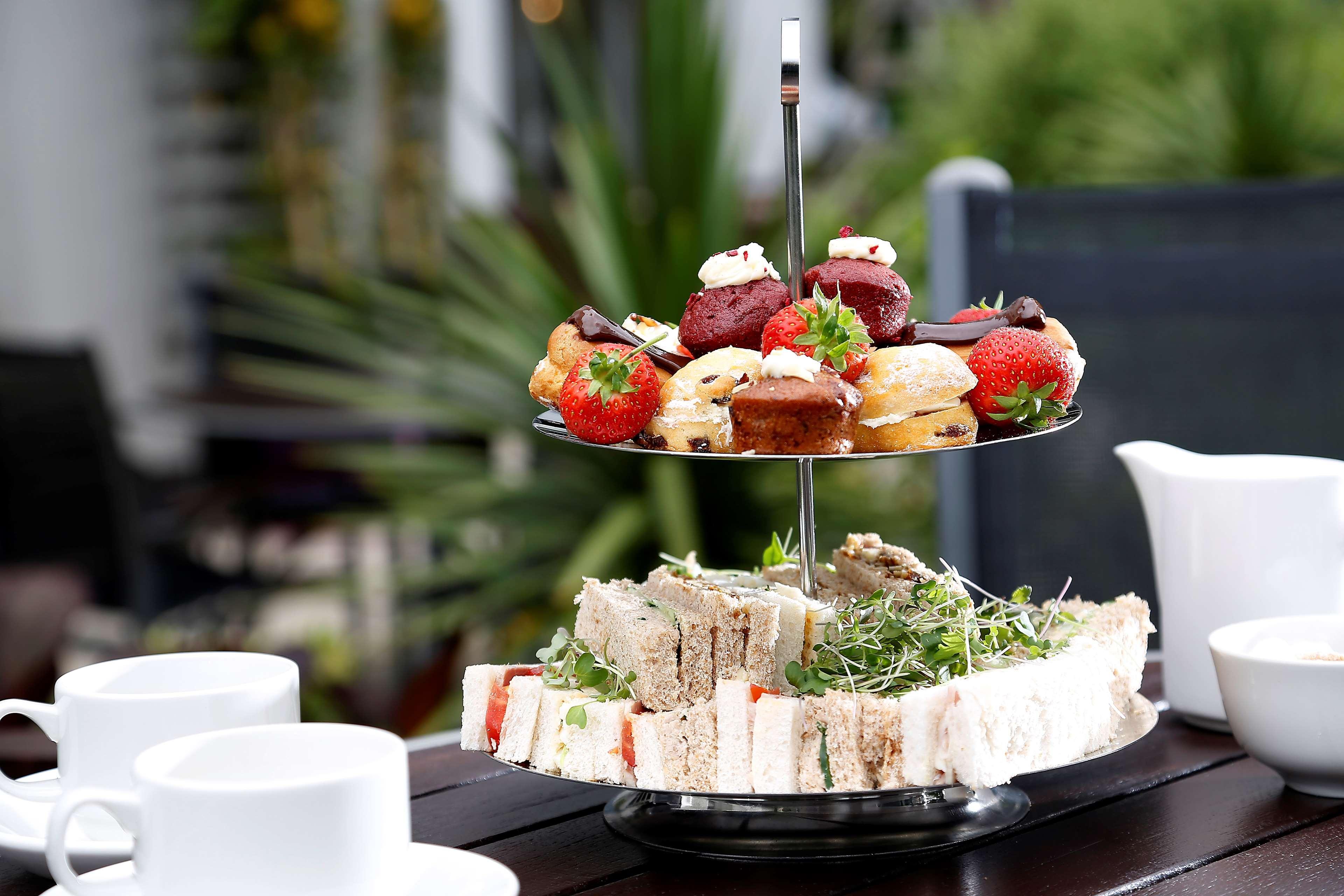 Best Western Plus Pinewood Manchester Airport-Wilmslow Hotel Экстерьер фото