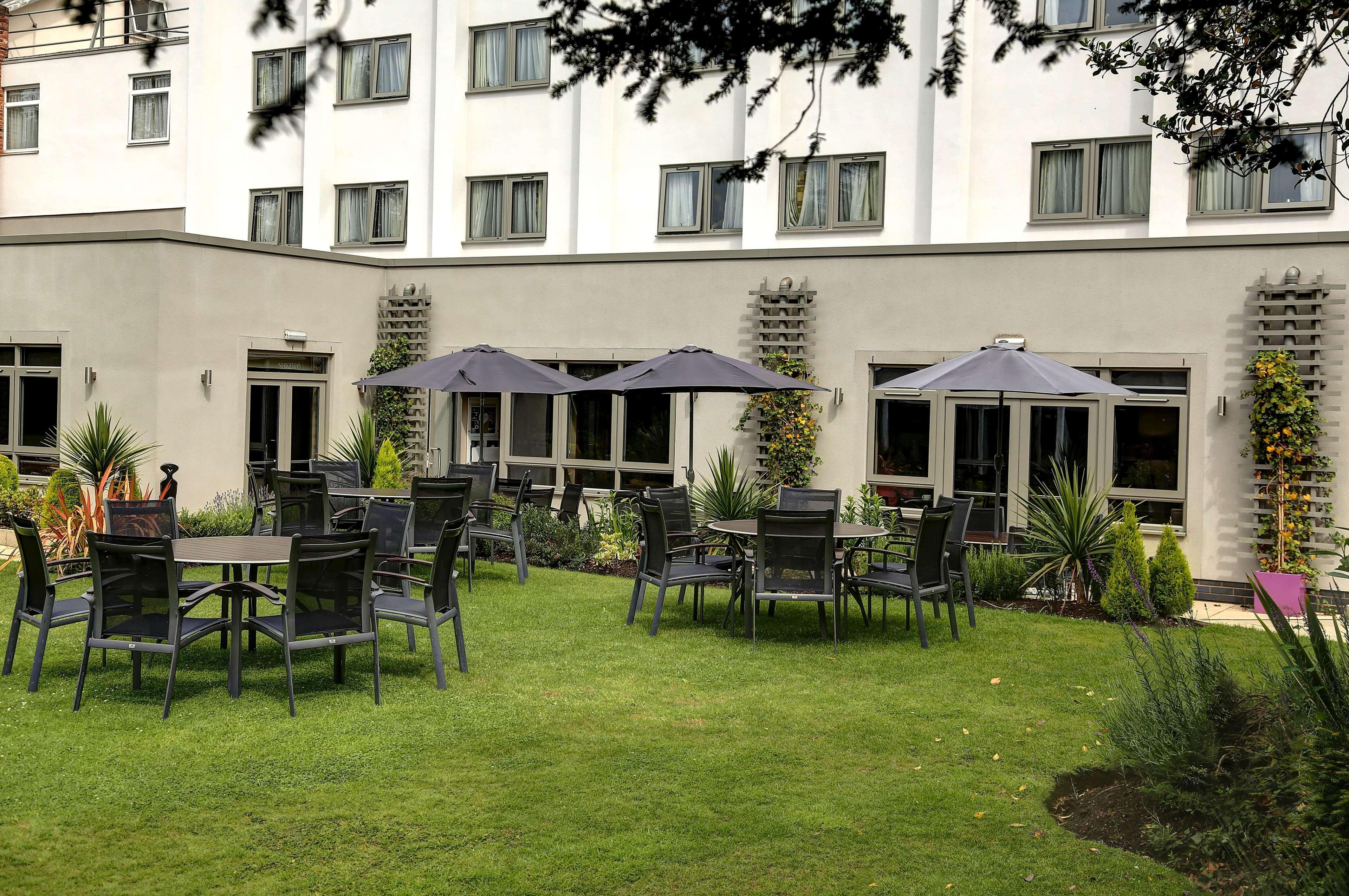 Best Western Plus Pinewood Manchester Airport-Wilmslow Hotel Экстерьер фото