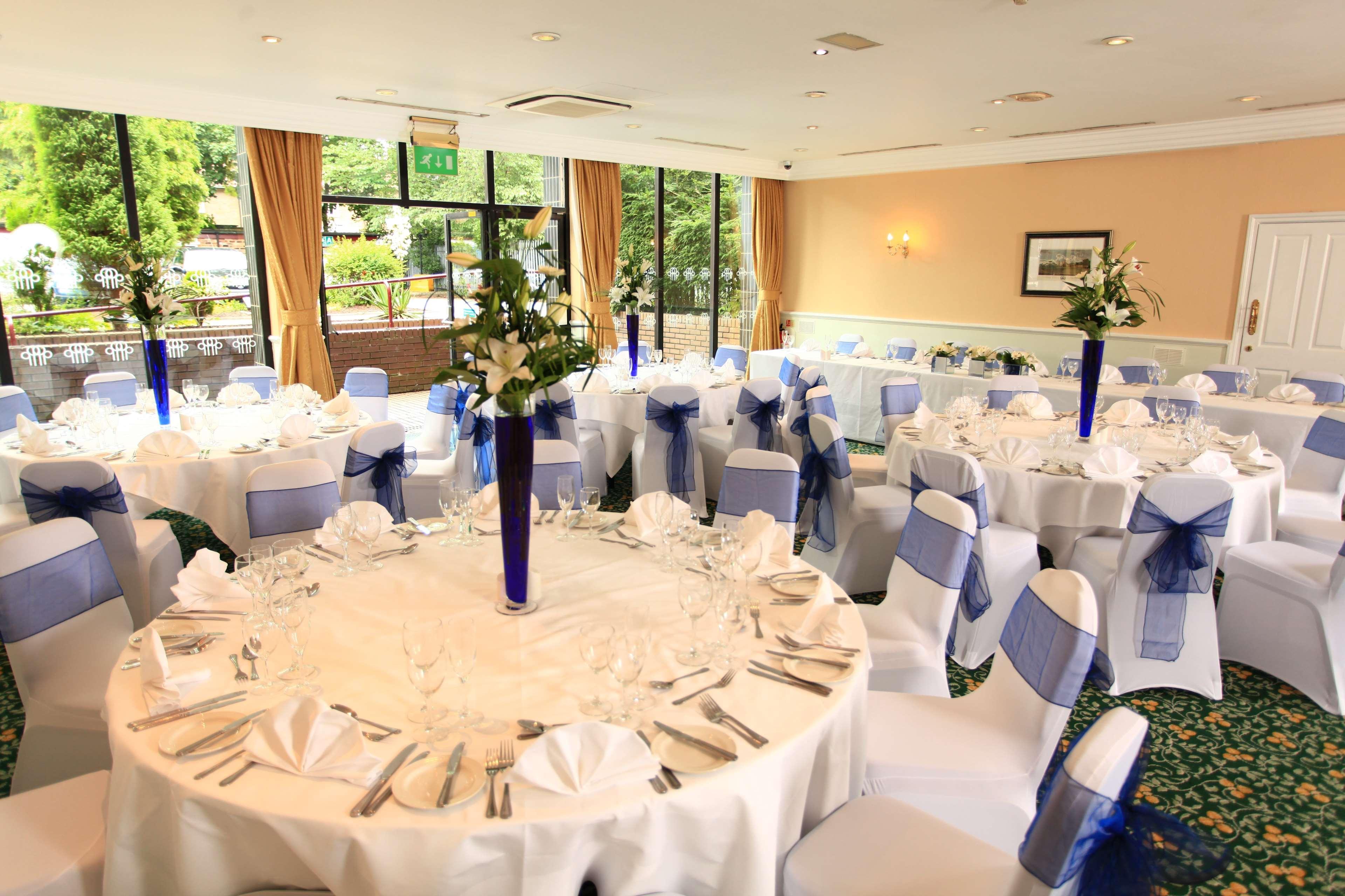 Best Western Plus Pinewood Manchester Airport-Wilmslow Hotel Экстерьер фото
