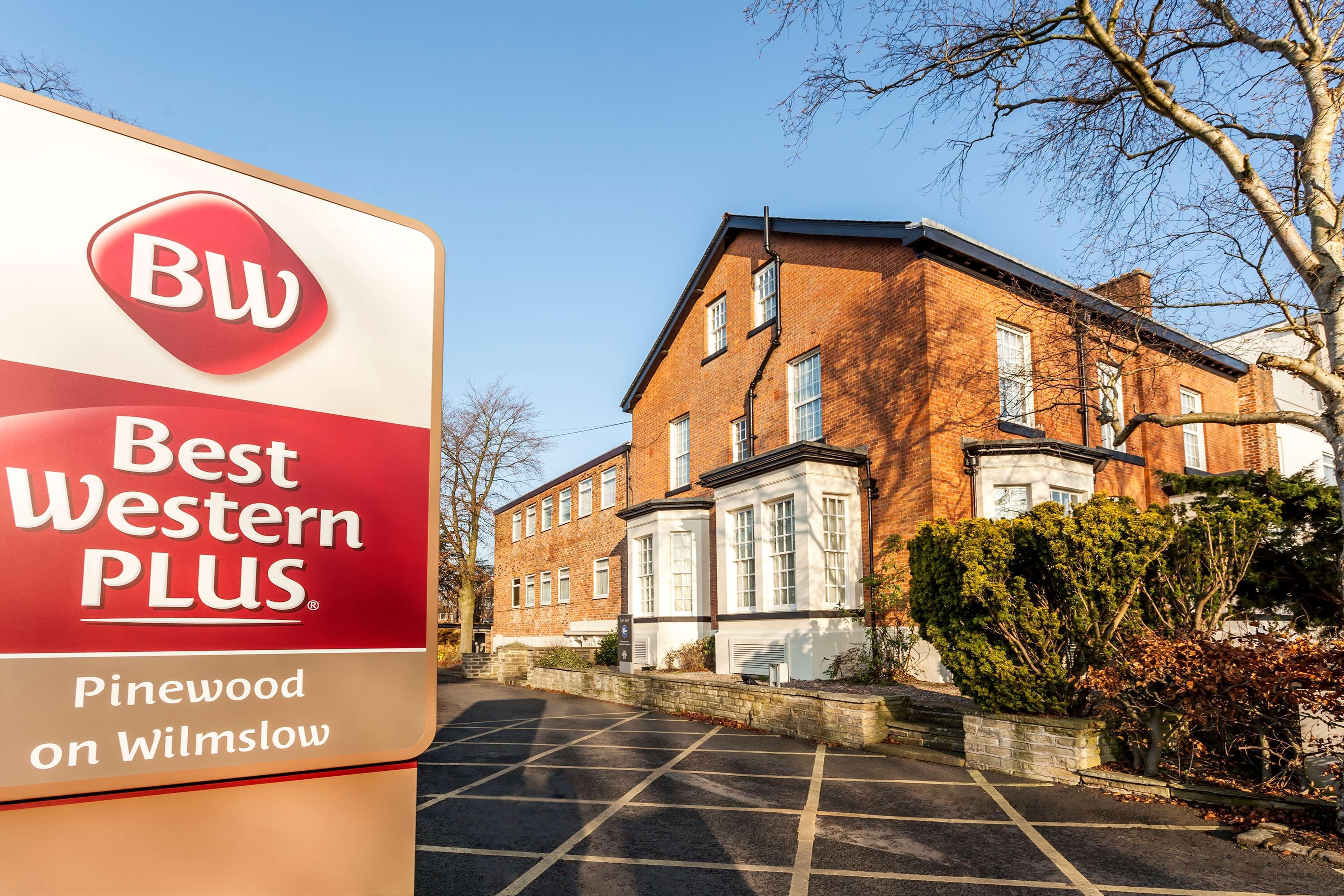Best Western Plus Pinewood Manchester Airport-Wilmslow Hotel Экстерьер фото
