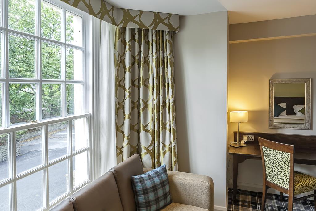 Best Western Plus Pinewood Manchester Airport-Wilmslow Hotel Экстерьер фото