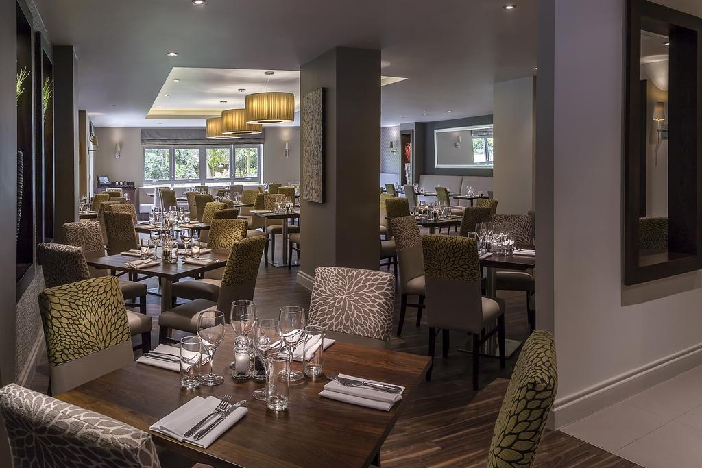 Best Western Plus Pinewood Manchester Airport-Wilmslow Hotel Экстерьер фото