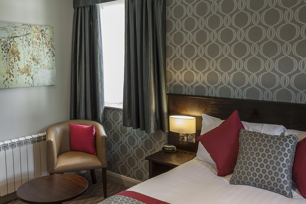 Best Western Plus Pinewood Manchester Airport-Wilmslow Hotel Экстерьер фото